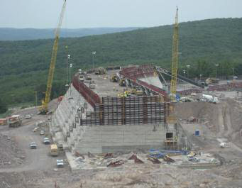 The new upper reservoir dam at the Taum Sauk hydroelectric power station, Missouri, used OPP concrete form panels