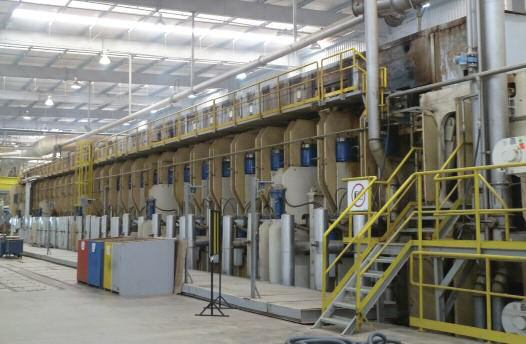 Hybrid line ? the refurbished 43m-long Dieffenbacher press on a 750,000m3/year MDP line at the Montenegro mill